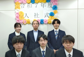 2025年 社長と新入社員1